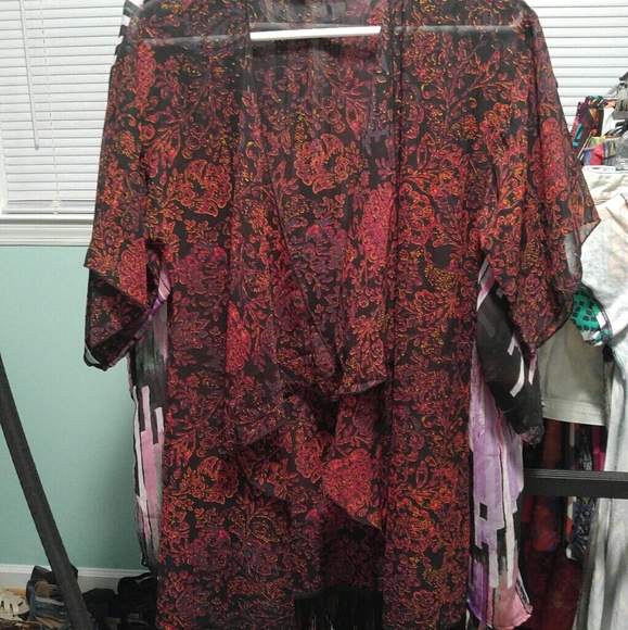 Lularoe! - Picture 2 of 4